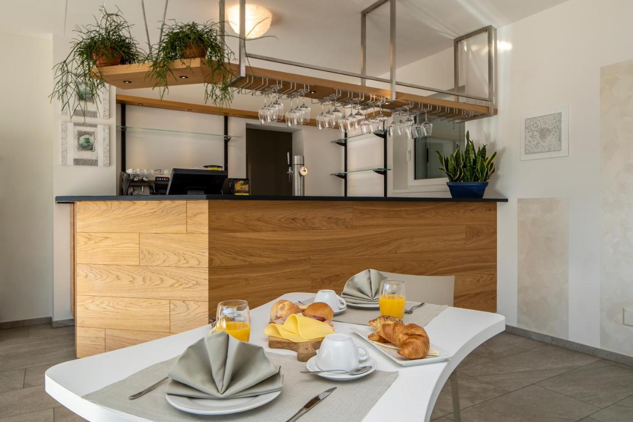 Albergo Ristorante Stazione Balerna Dış mekan fotoğraf
